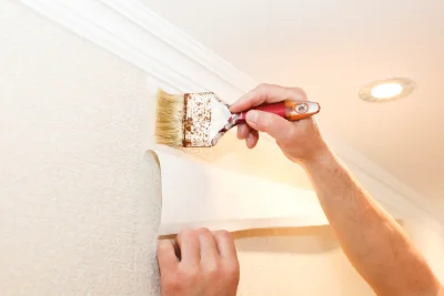 Pose de papier peint à la Genevraye — revêtements muraux et toiles de verre